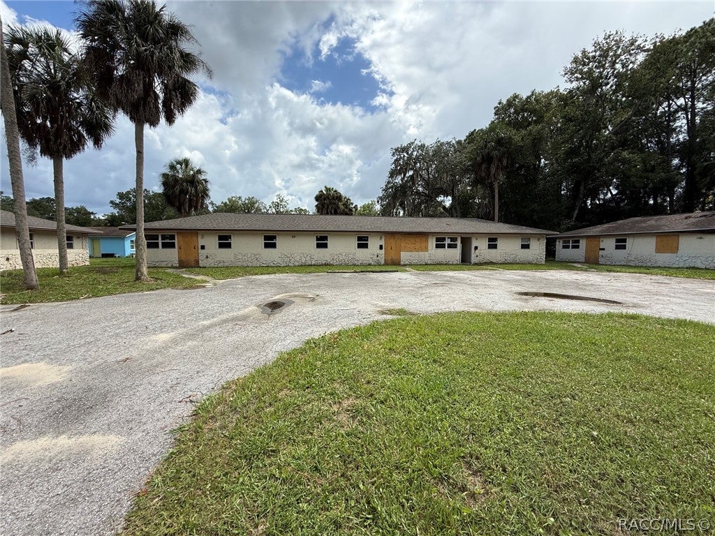 750 NE 10th Street