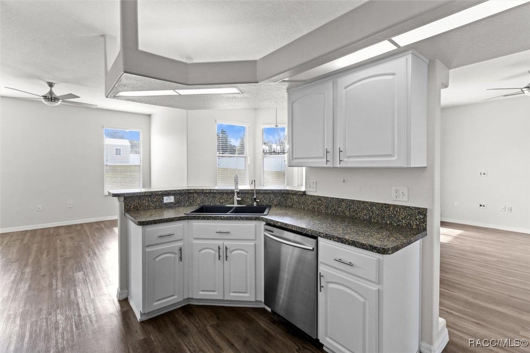 915 N Fox Meadow Terrace, Crystal River, New York image 17