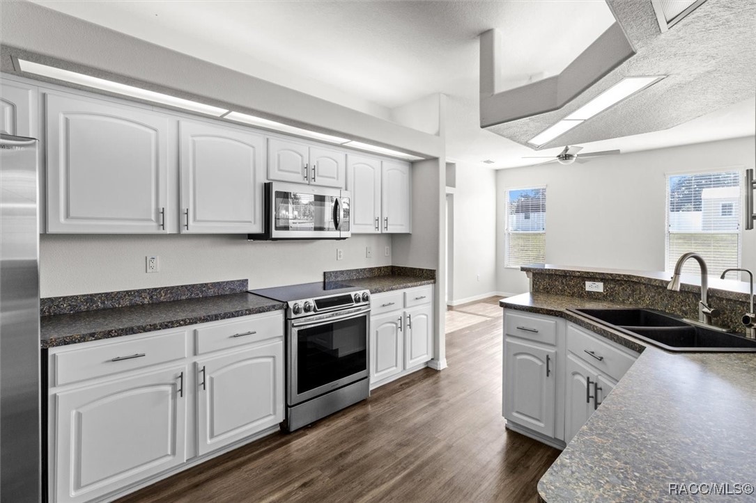915 N Fox Meadow Terrace, Crystal River, New York image 2