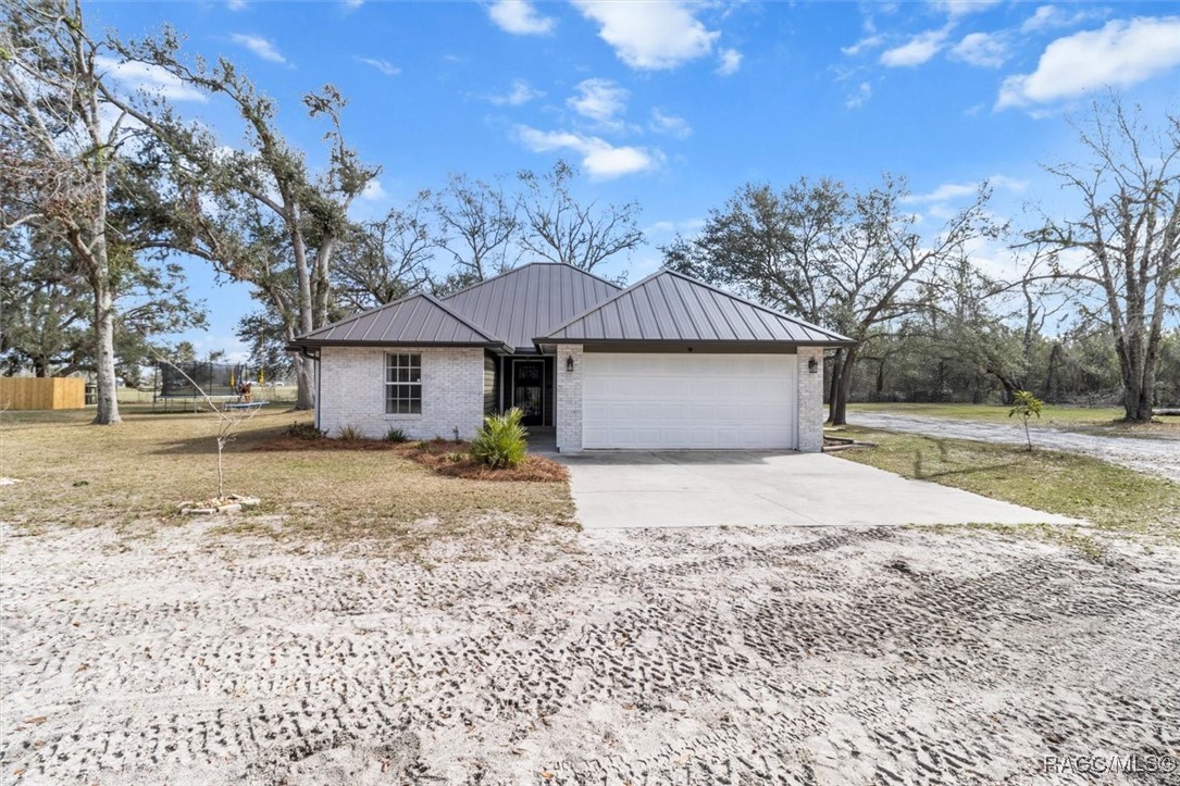 329 SE Kachina Avenue, Lee, Florida image 9