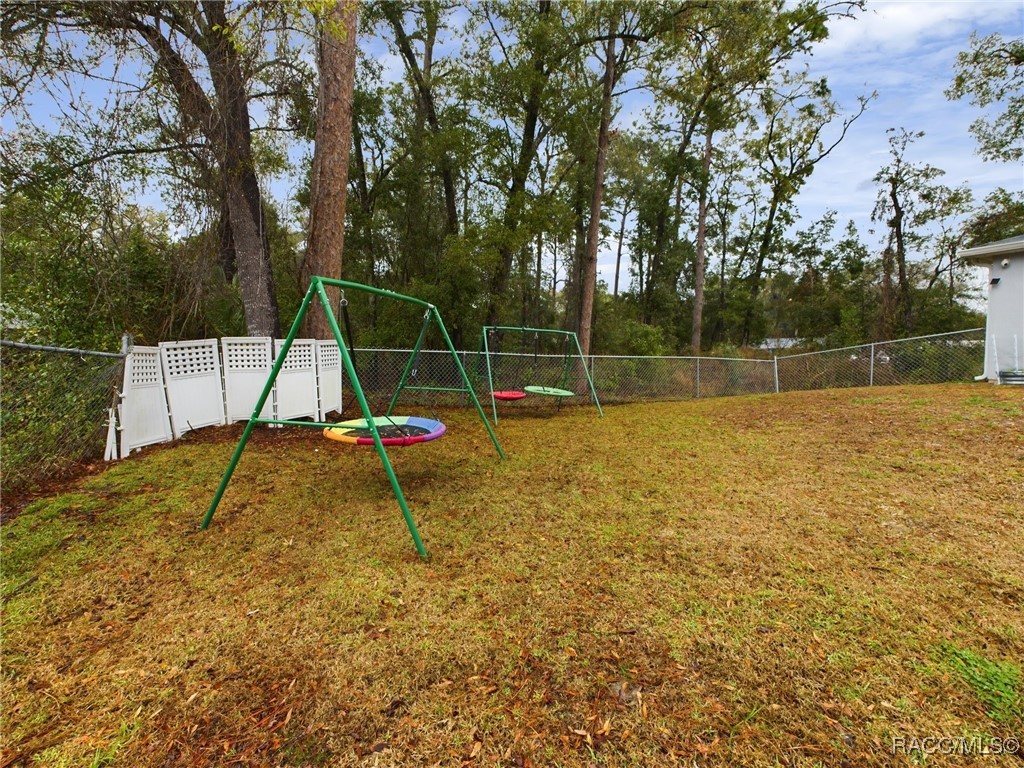 3492 S Dayton Terrace, Inverness, New York image 31