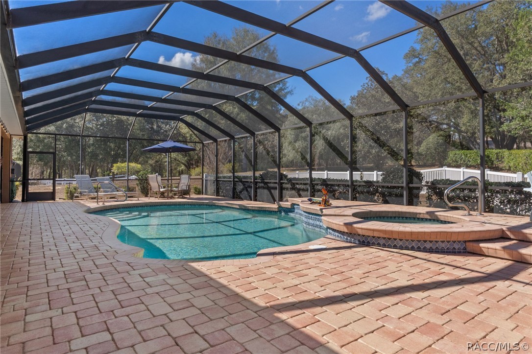 4241 N Monadnock Road