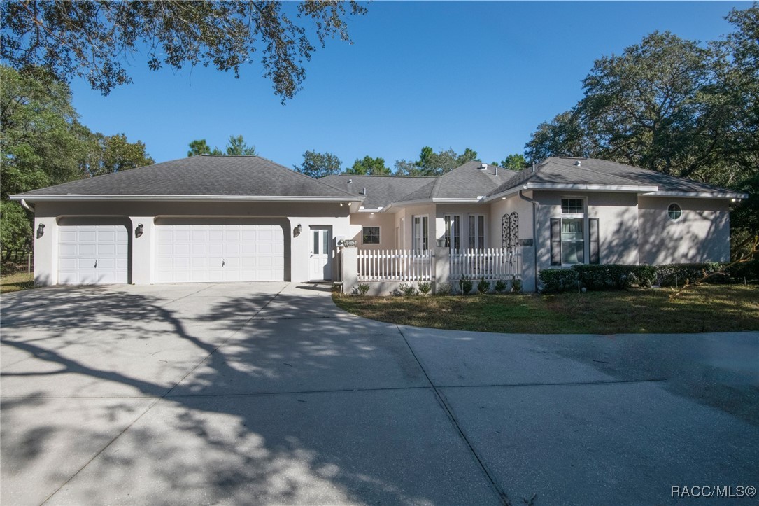 3590 N Indianhead Road, Hernando, Florida image 45