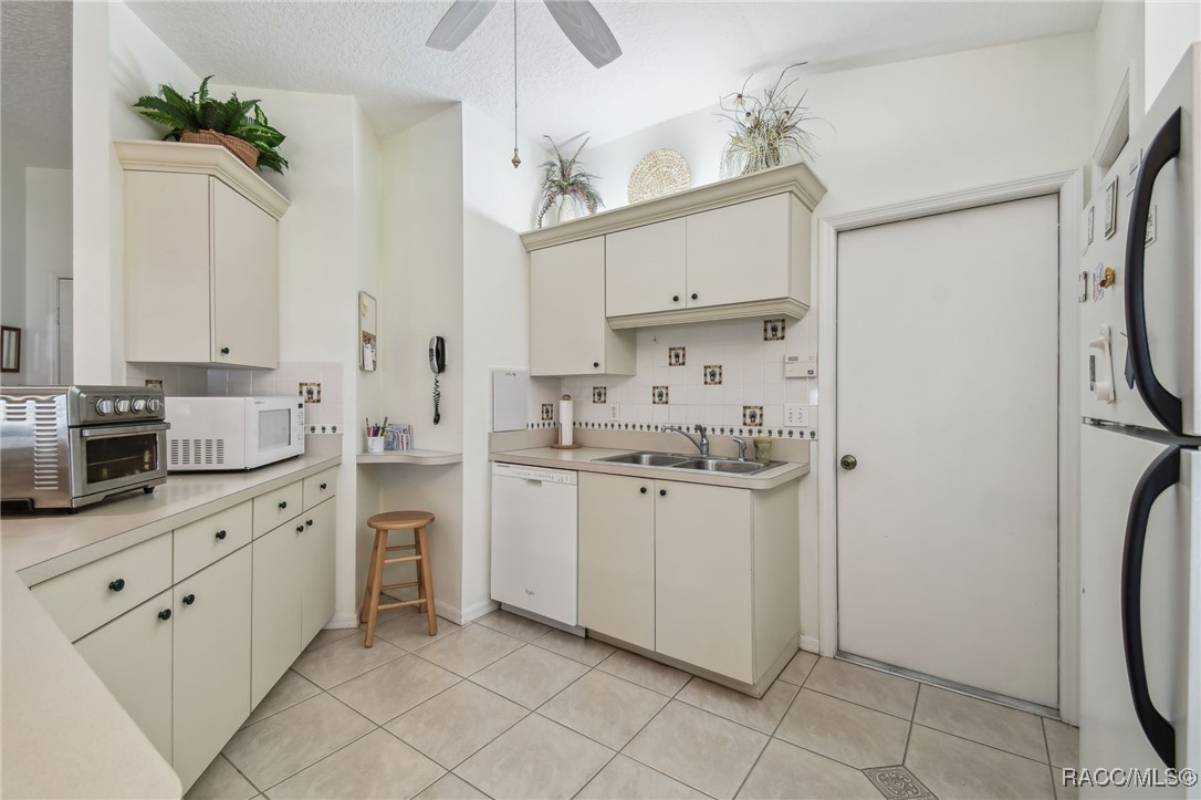 761 W Sunbird Path, Hernando, Florida image 18