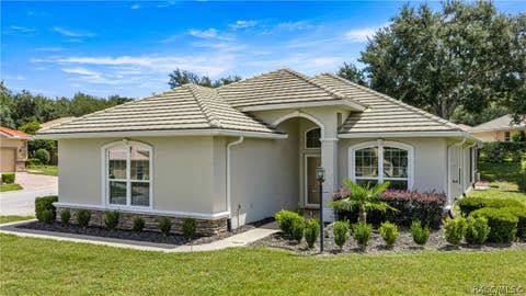Homes For Sale - 984 W Skyview Crossing Drive<br/> Hernando, FL 34442