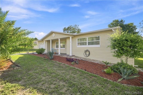 Homes For Sale - 314 S Jefferson Street<br/> Beverly Hills, FL 34465