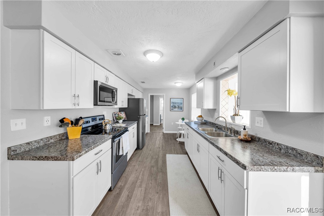 28 Truman Boulevard, Beverly Hills, Florida image 8