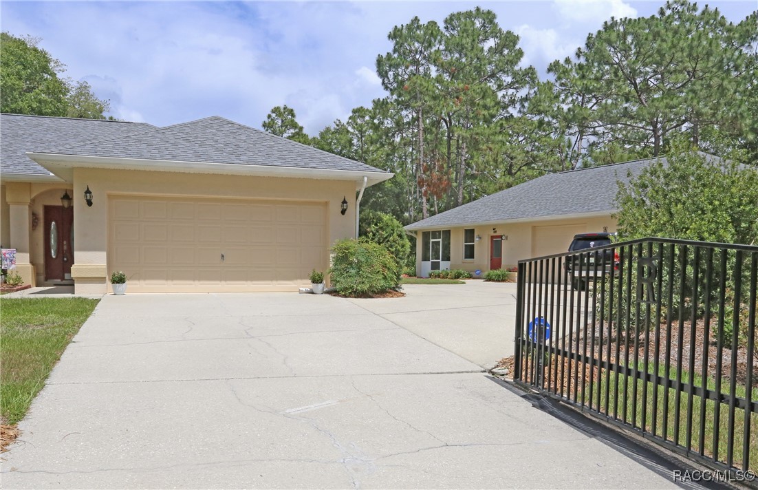 3980 N Buckhorn Drive