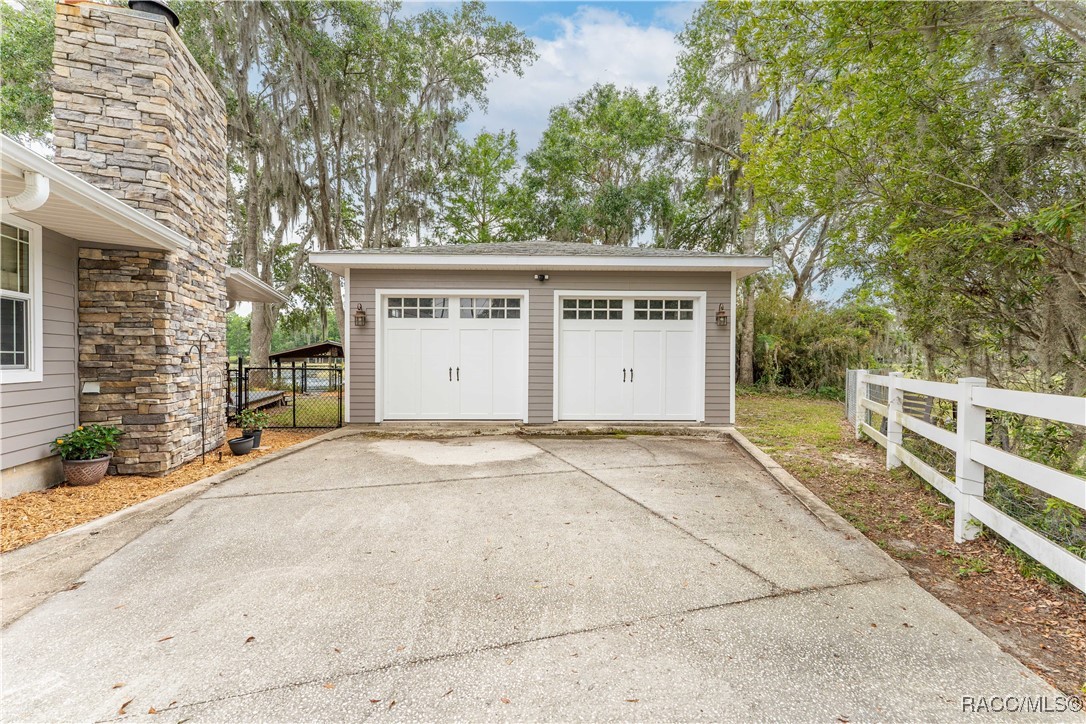 525 Elm Court, Inverness, Florida image 5