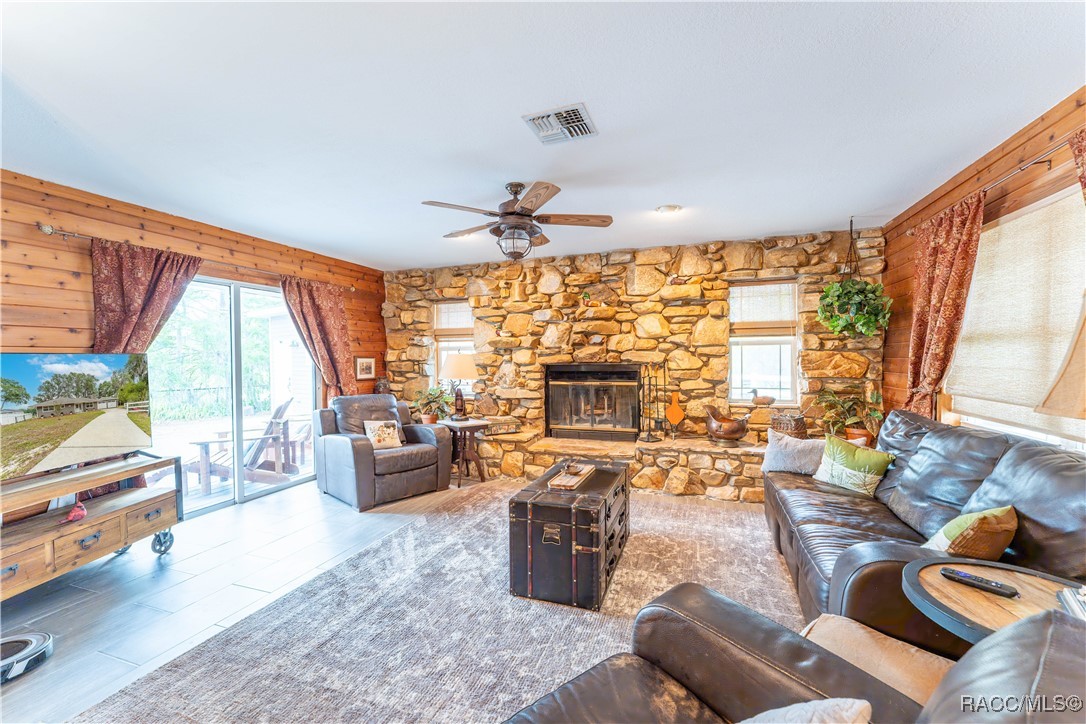 525 Elm Court, Inverness, Florida image 24