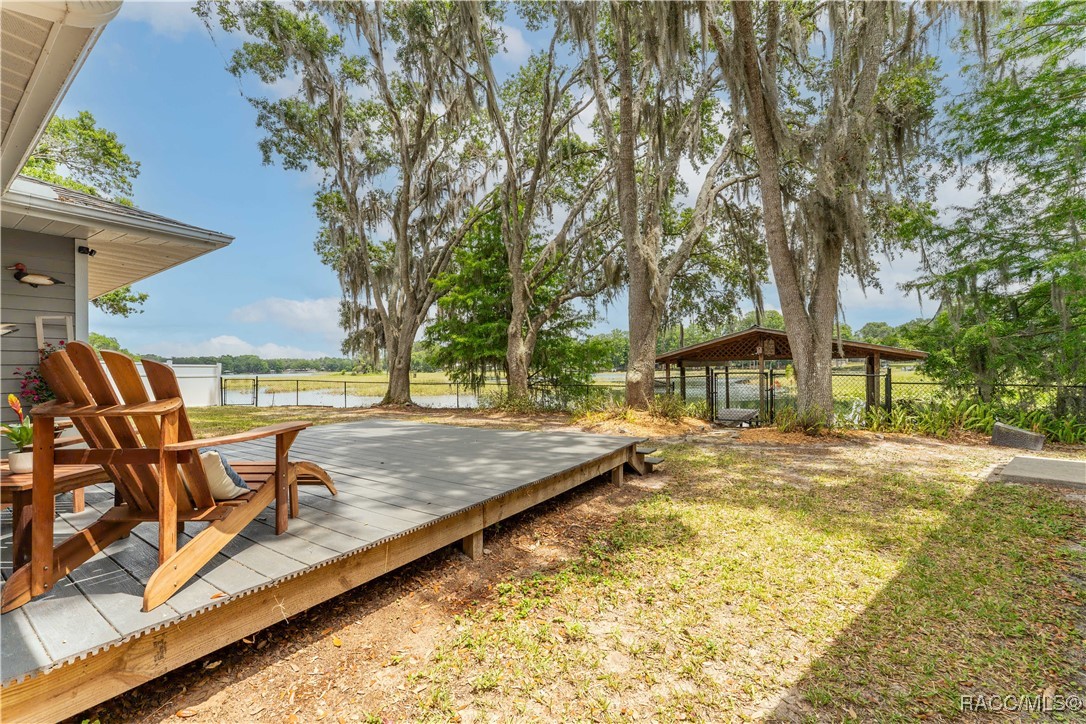 525 Elm Court, Inverness, Florida image 6