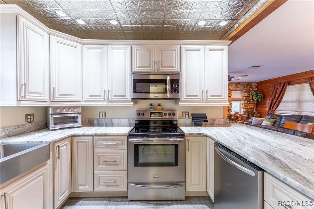 525 Elm Court, Inverness, Florida image 31