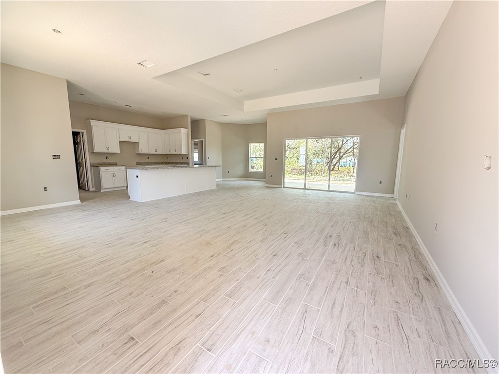 8102 N Voyager Drive, Citrus Springs, New York image 5