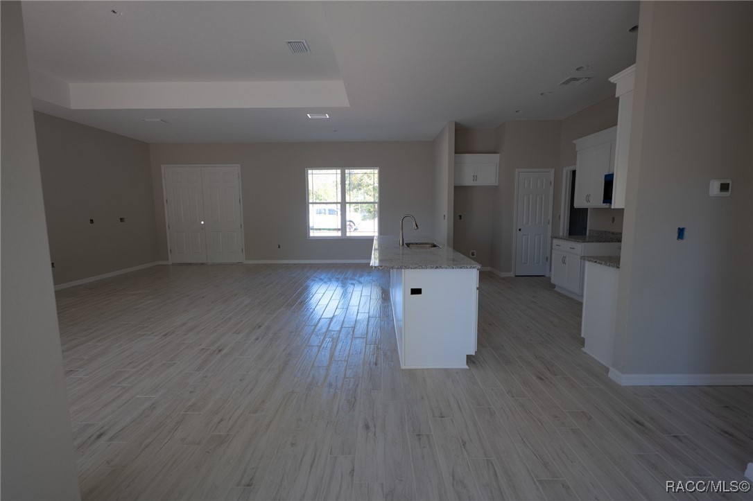 8102 N Voyager Drive, Citrus Springs, New York image 10