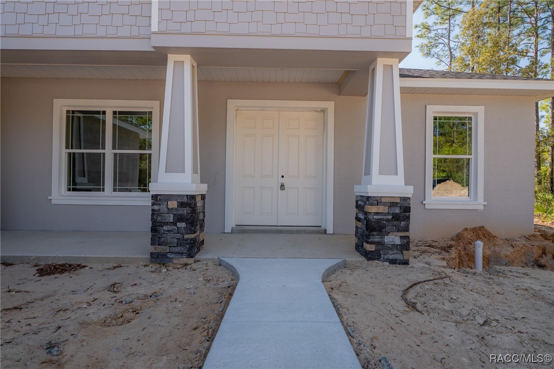 8102 N Voyager Drive, Citrus Springs, New York image 4