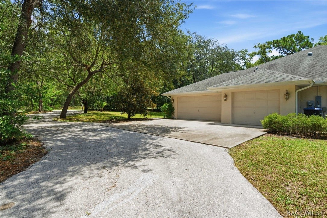 4556 N Modelwood Drive