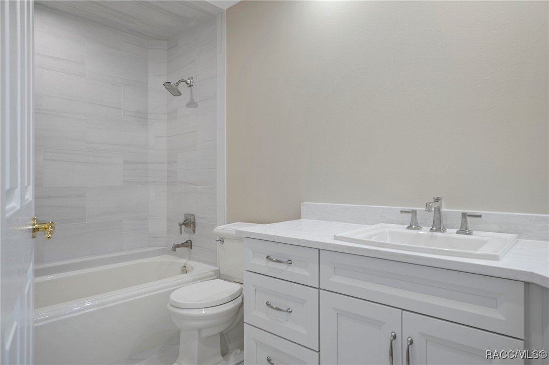 Beverly Hills, Florida 34465, United States, 5 Bedrooms Bedrooms, ,6 BathroomsBathrooms,Residential,Active,154418