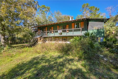 A home in Gulf Hammock