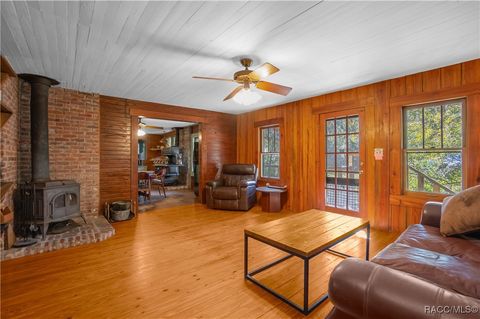 A home in Gulf Hammock