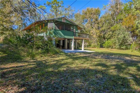 A home in Gulf Hammock