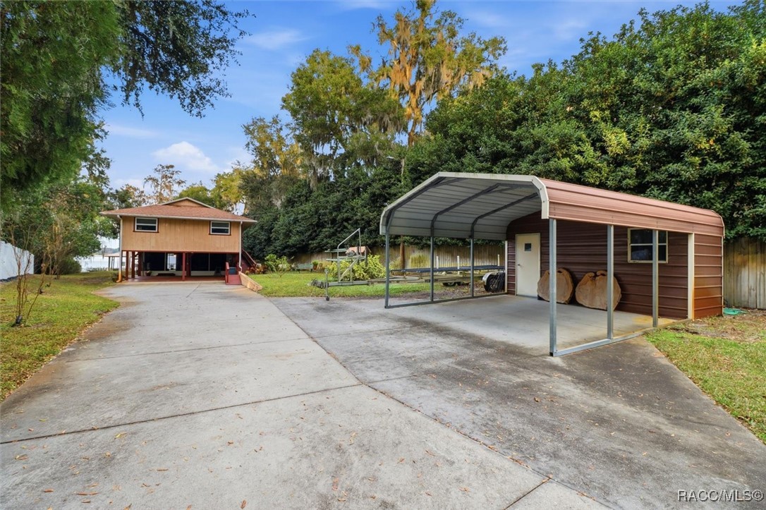 6905 W Riverbend Road