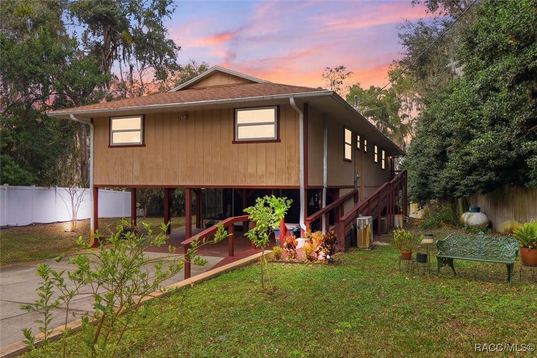 6905 W Riverbend Road