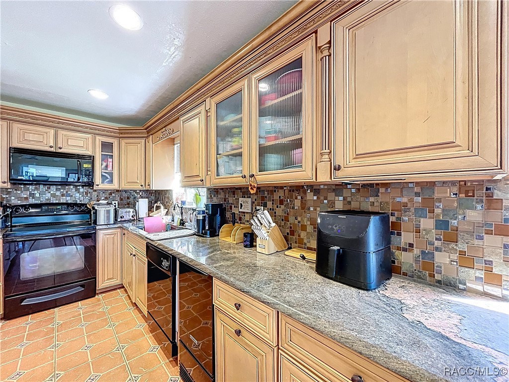 1821 NW 20th Avenue, Crystal River, Florida image 27