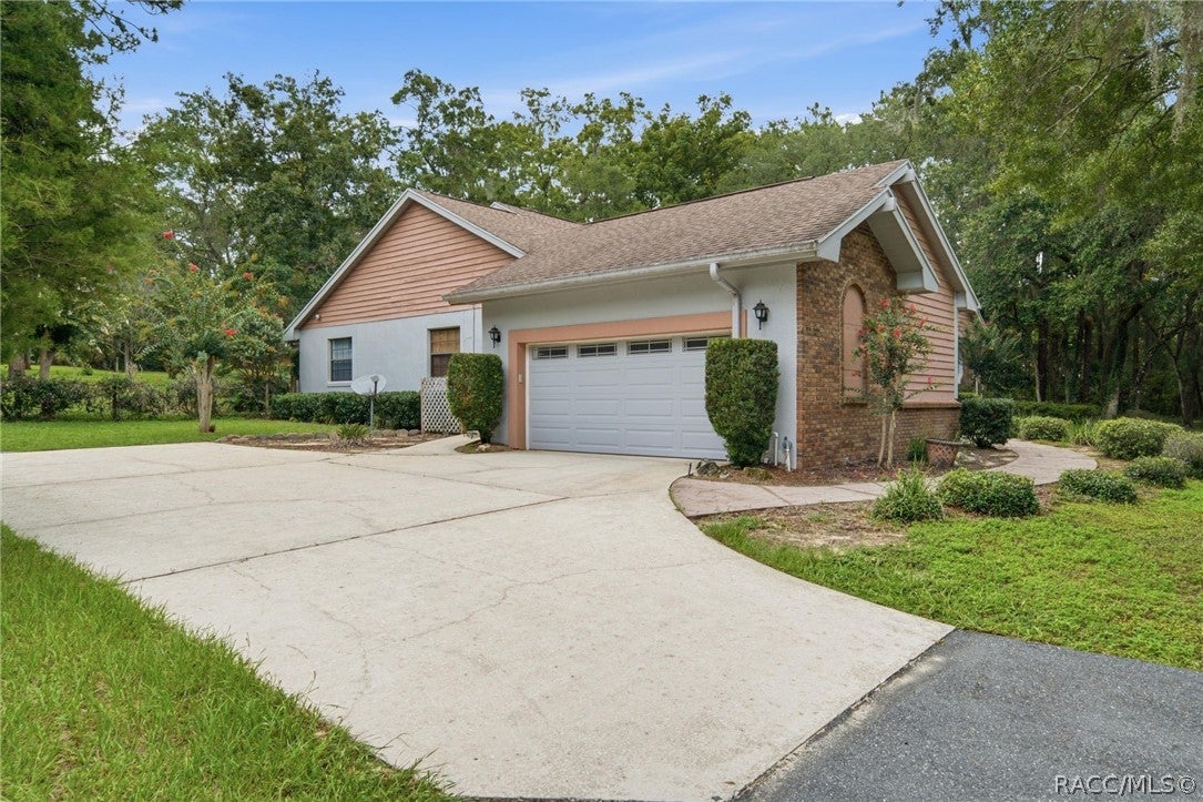 2705 W Live Oak Street