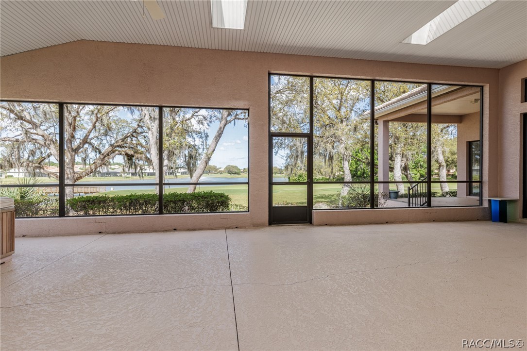 1905 N Eagle Chase Drive