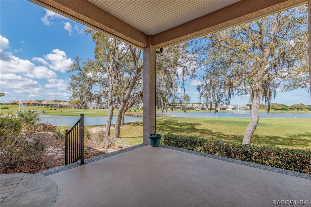 1905 N Eagle Chase Drive