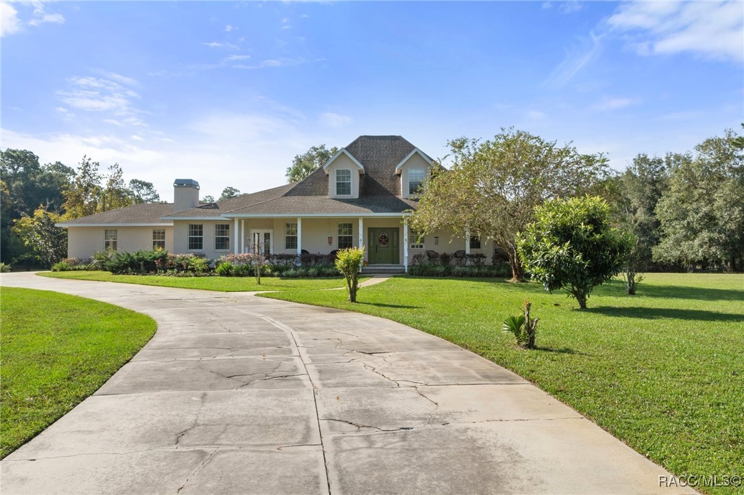 10264 W Springtree Lane, Crystal River, Florida image 4