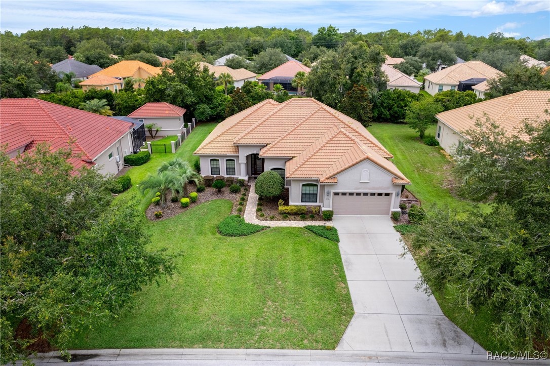 1576 N Eagle Ridge Path