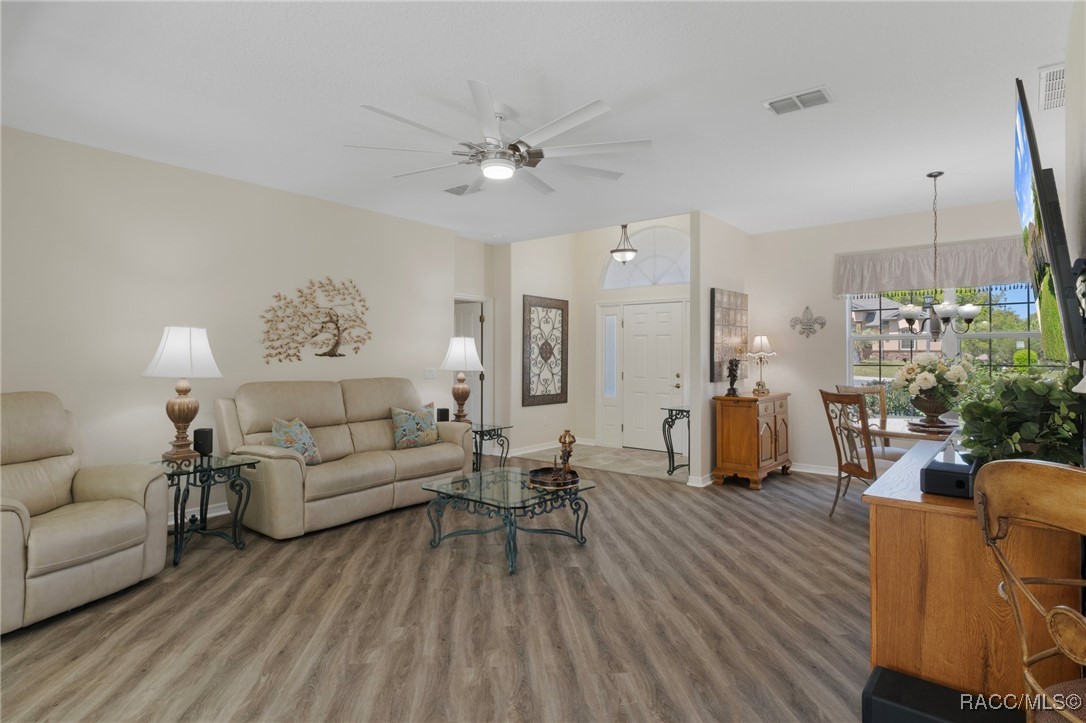 374 W Cobblestone Loop, Hernando, Florida image 9