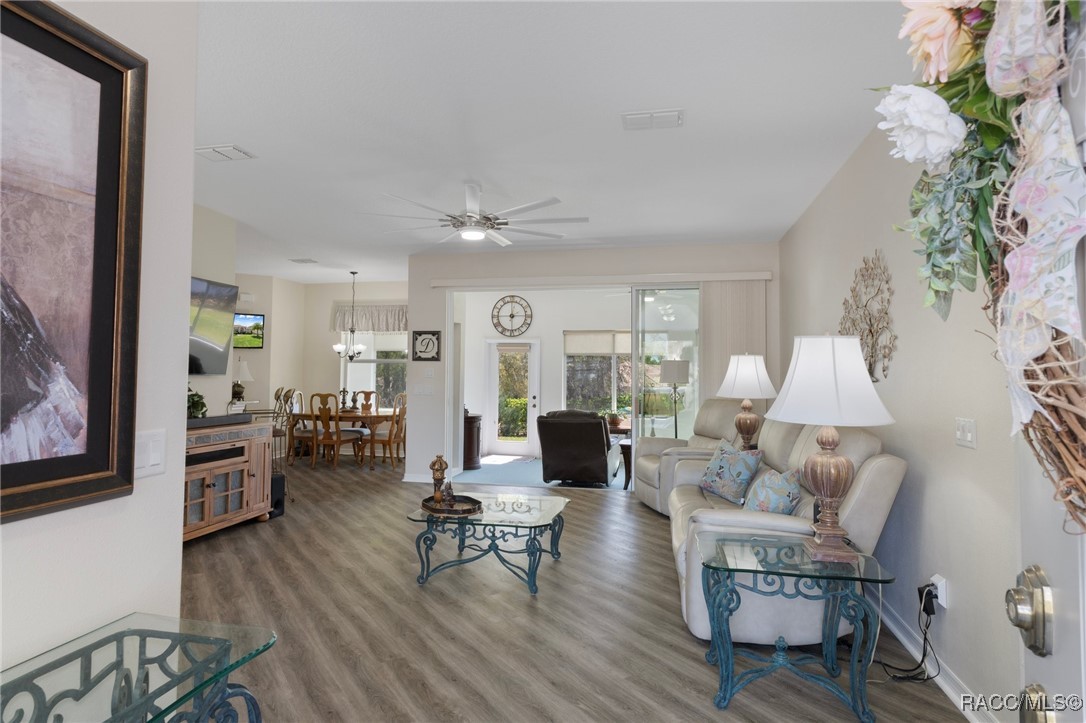 374 W Cobblestone Loop, Hernando, Florida image 5