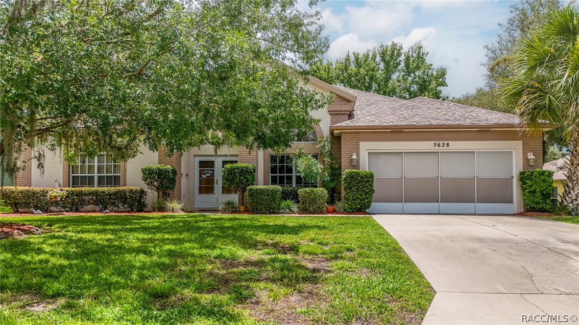 5628 W Hunters Ridge Circle, Lecanto, Florida image 1