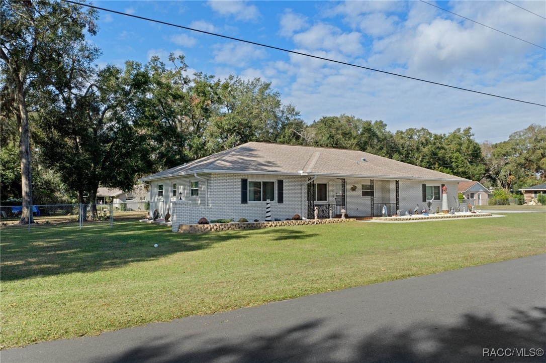 2316 S Shelly Avenue, Inverness, Florida image 3