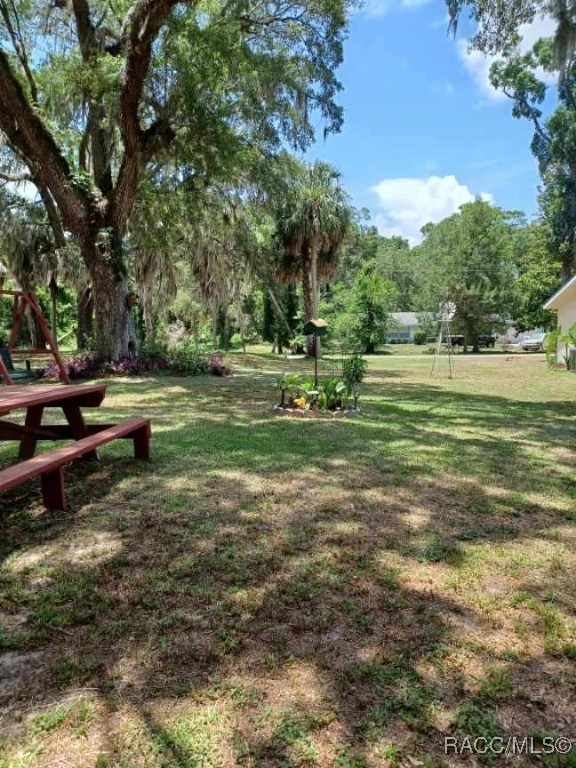 9461 W Tall Pines Court