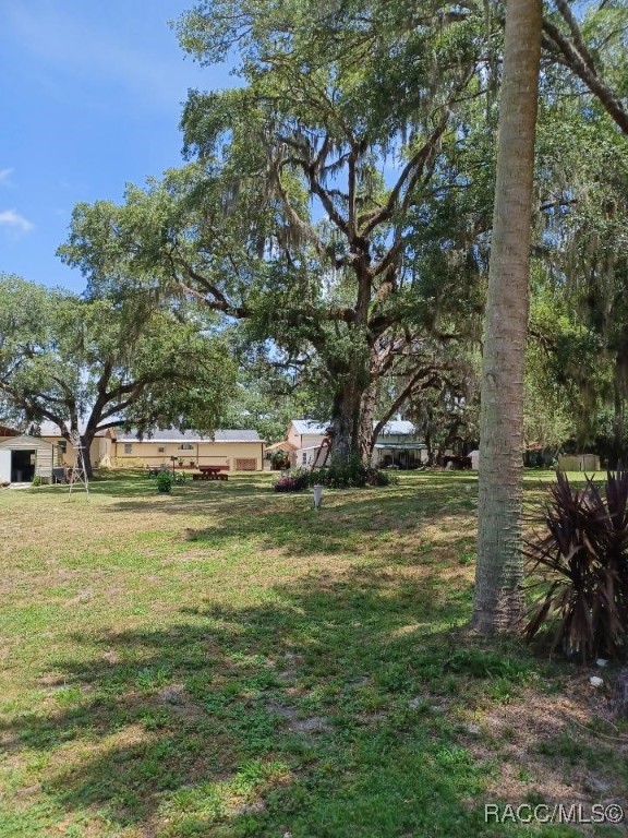 9461 W Tall Pines Court