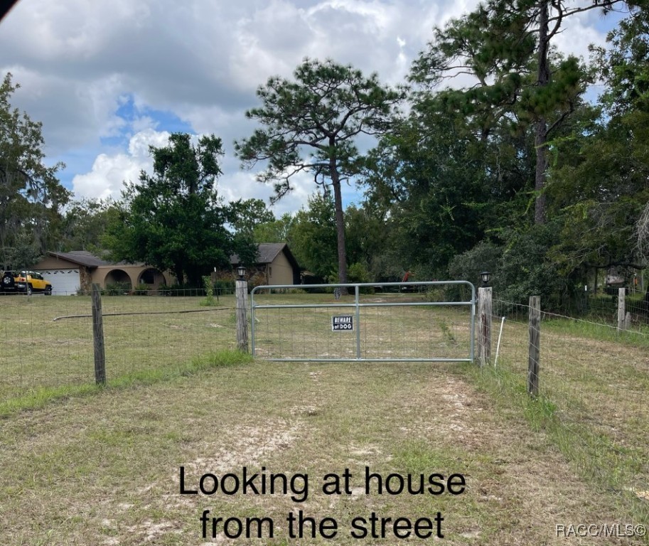 2045 E Steven Street