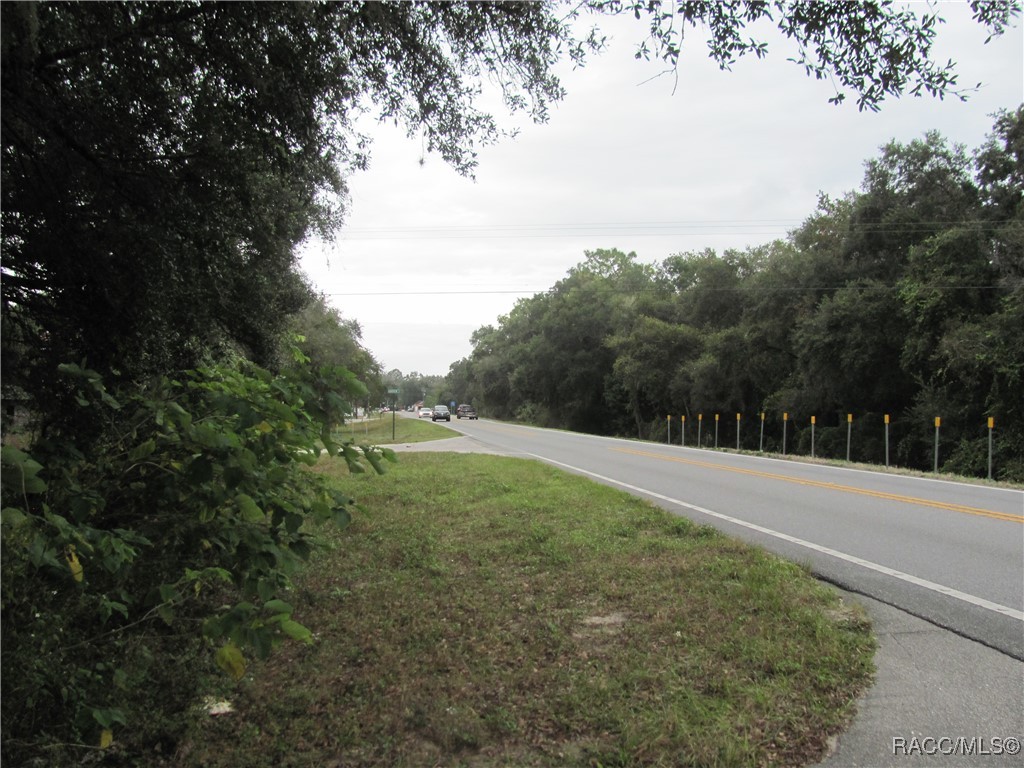 2001 N HWY 41 Highway