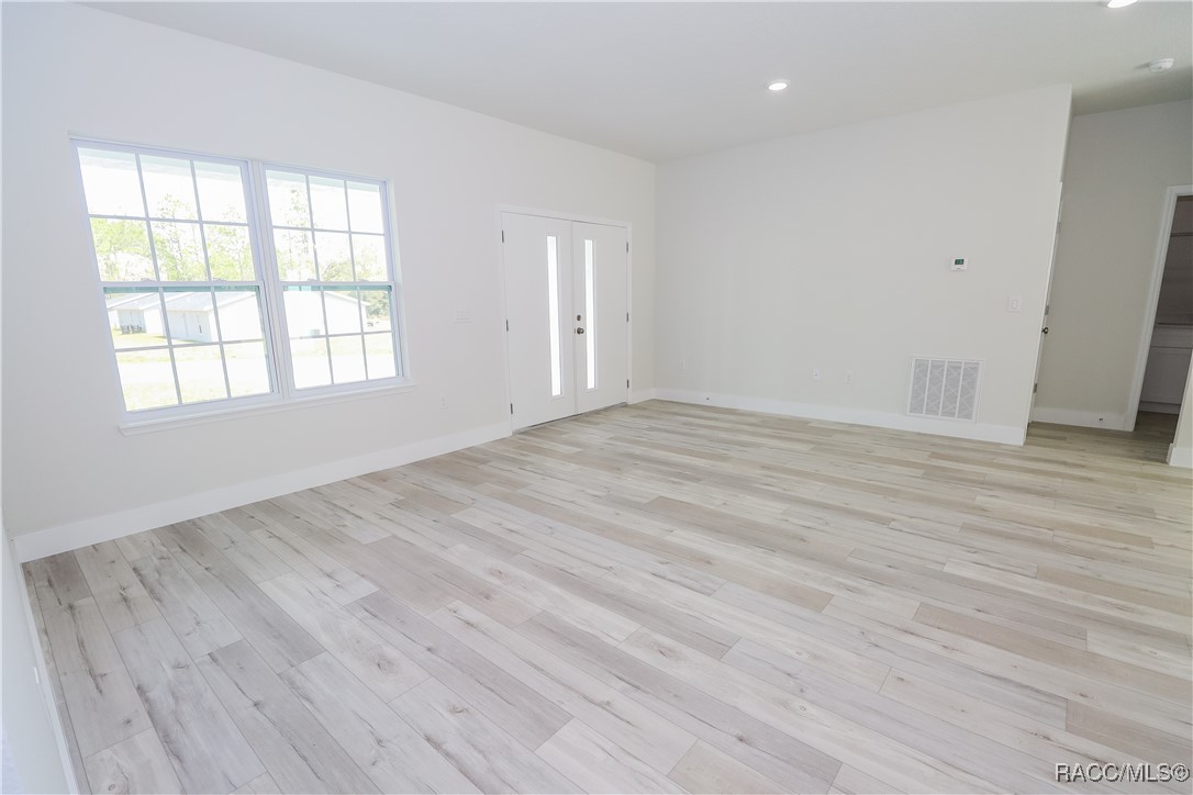 7056 Maltese Drive, Citrus Springs, Florida image 5