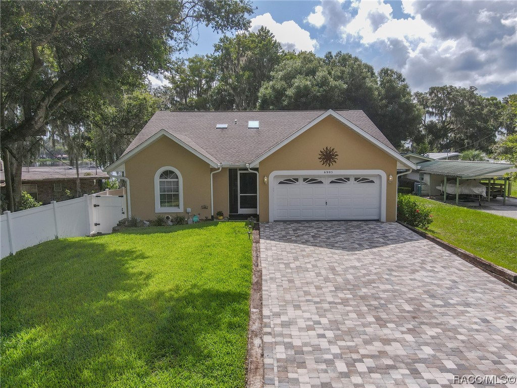 6905 Aloysia Avenue, Floral City, Florida image 3