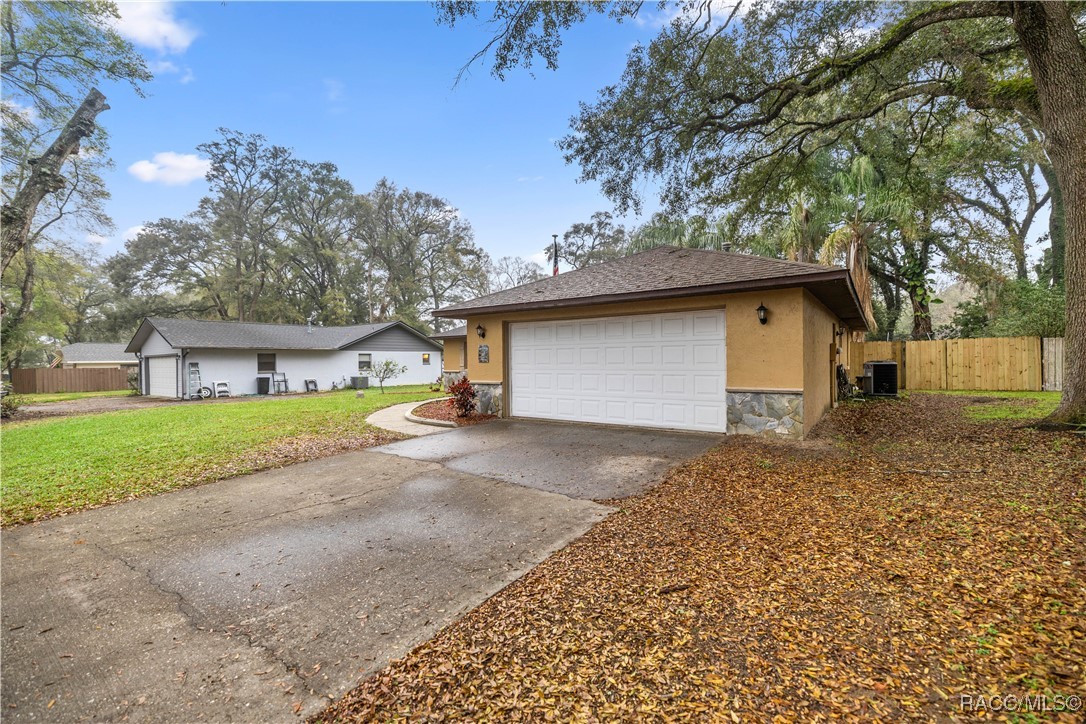 5205 NE 3rd Street, Ocala, Florida image 2