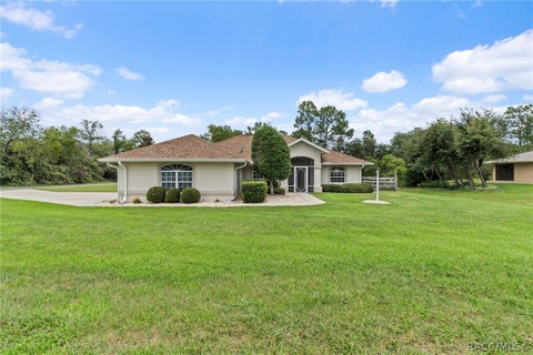 Homes For Sale - 1003 N Brookhaven Terrace<br/> Inverness, FL 34453