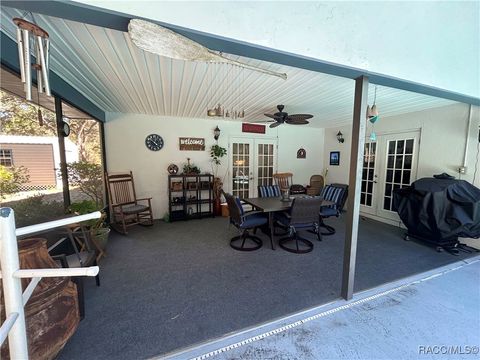 A home in Citrus Springs