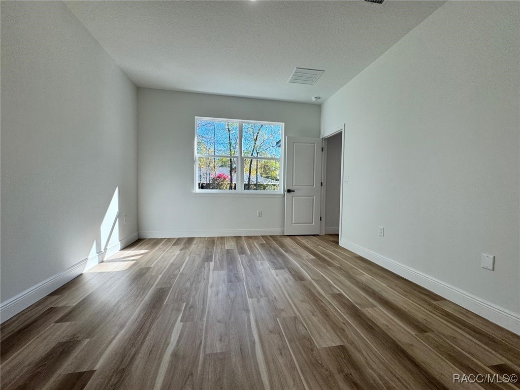 8419 N Saxon Way, Citrus Springs, Florida image 7