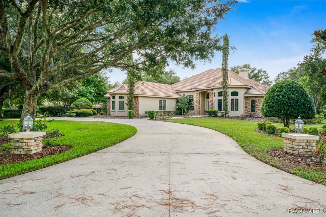 3165 W Wentworth Loop