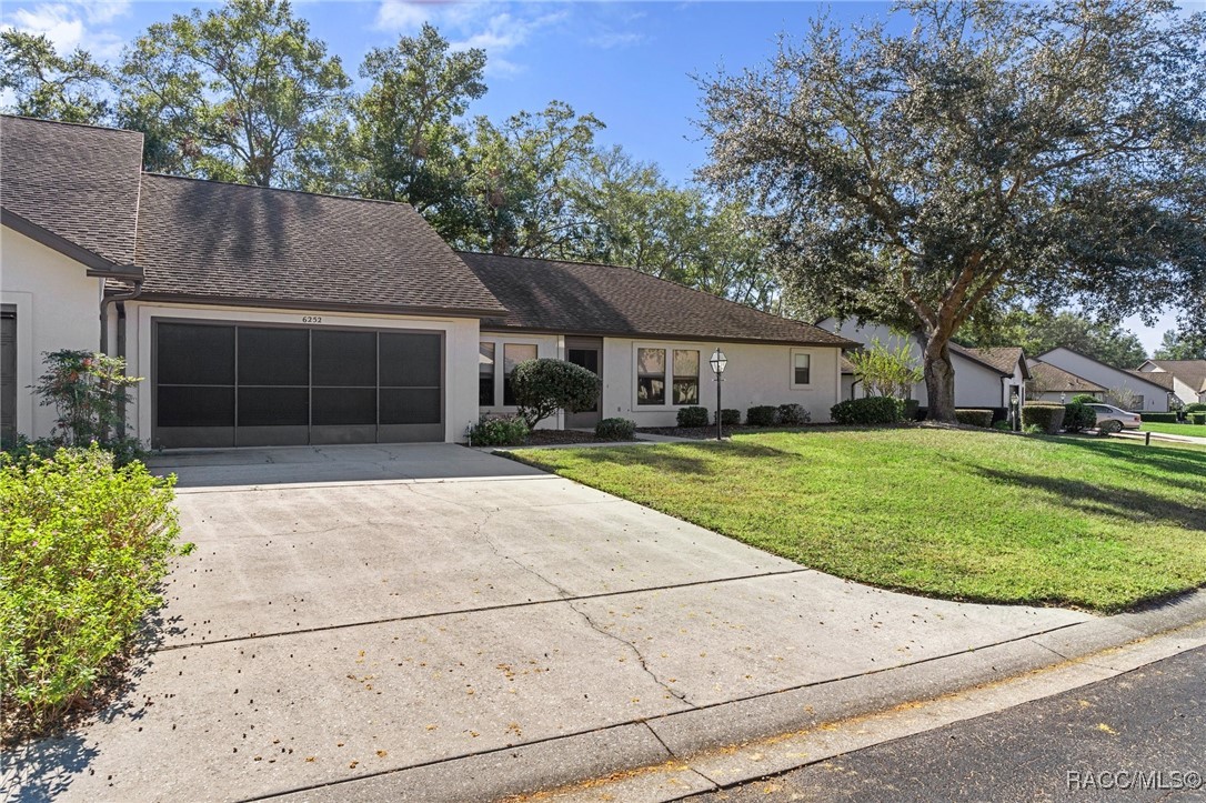 6252 W Weston Drive, Crystal River, Florida image 4