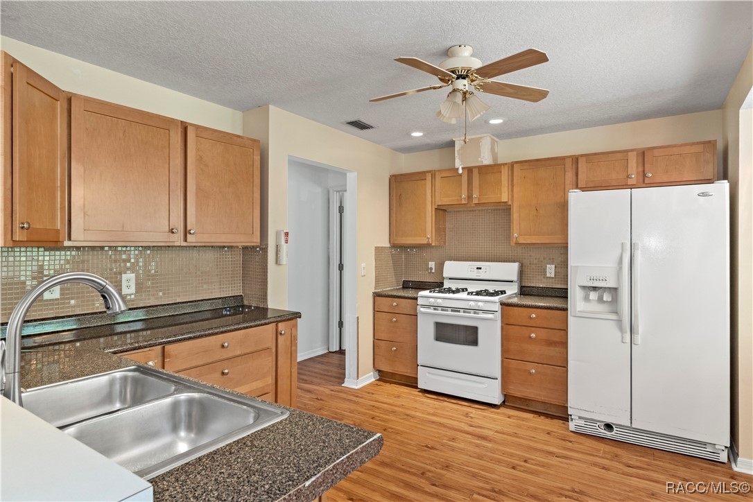5729 S Concord Terrace, Inverness, New York image 20