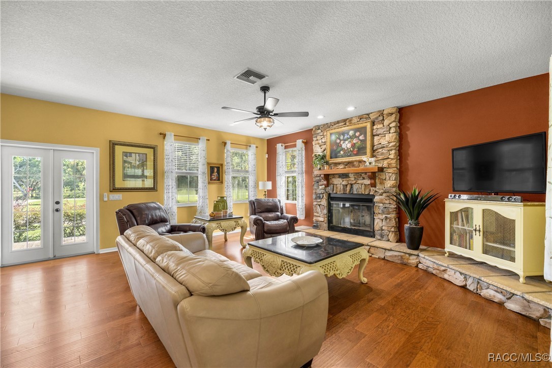 10264 W Springtree Lane